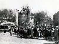 ALBUM 1958 027  1958 Május 1. Ünnepi gyűlés - Aszód, Szabadság tér.