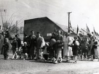 ALBUM 1958 050  1958 Május 1. Felvonulás - Aszód, Kossuth Lajos utca ismeretlen szám.